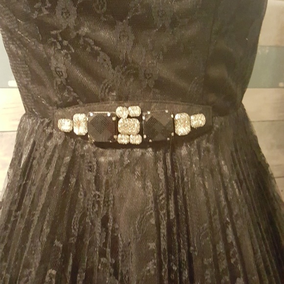 Laura Petites Elegant Black Lace Party Dress - Picture 2 of 5